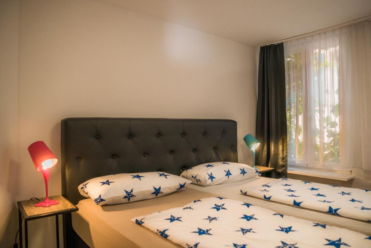 Altstadt Apartment Alisa ดุสเซลดอร์ฟ ภายนอก รูปภาพ