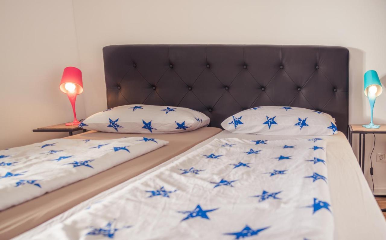 Altstadt Apartment Alisa ดุสเซลดอร์ฟ ภายนอก รูปภาพ