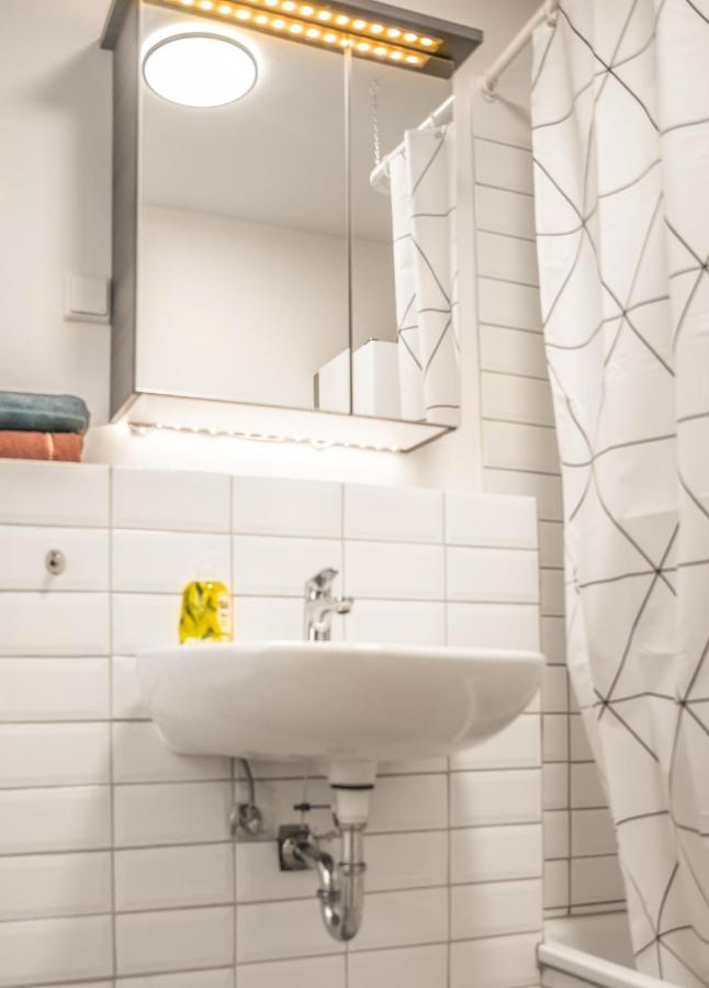 Altstadt Apartment Alisa ดุสเซลดอร์ฟ ภายนอก รูปภาพ