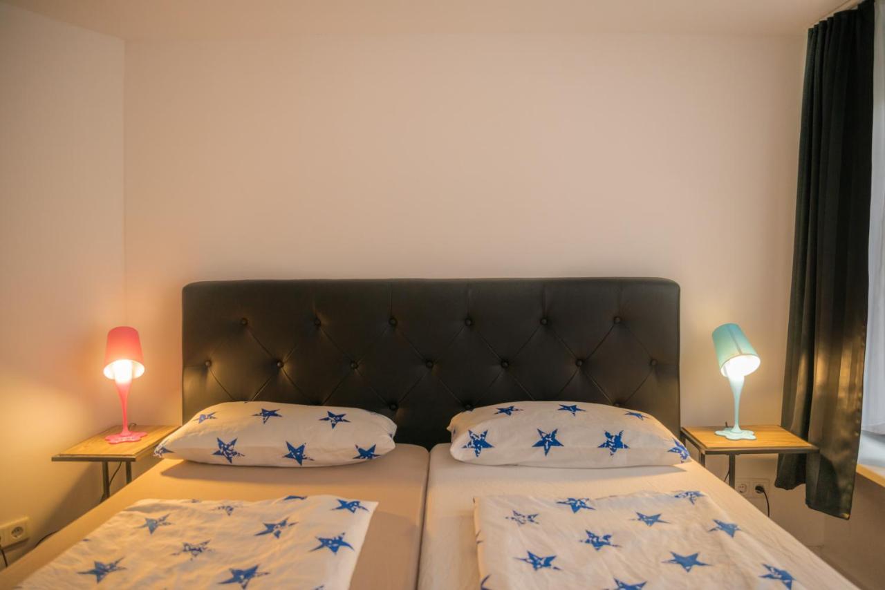Altstadt Apartment Alisa ดุสเซลดอร์ฟ ภายนอก รูปภาพ